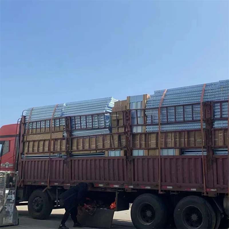福建龙岩新罗到渭南物流公司一站式服务，让货运更轻松（到渭南物流公司一站式服务,让货运更轻松一些）
