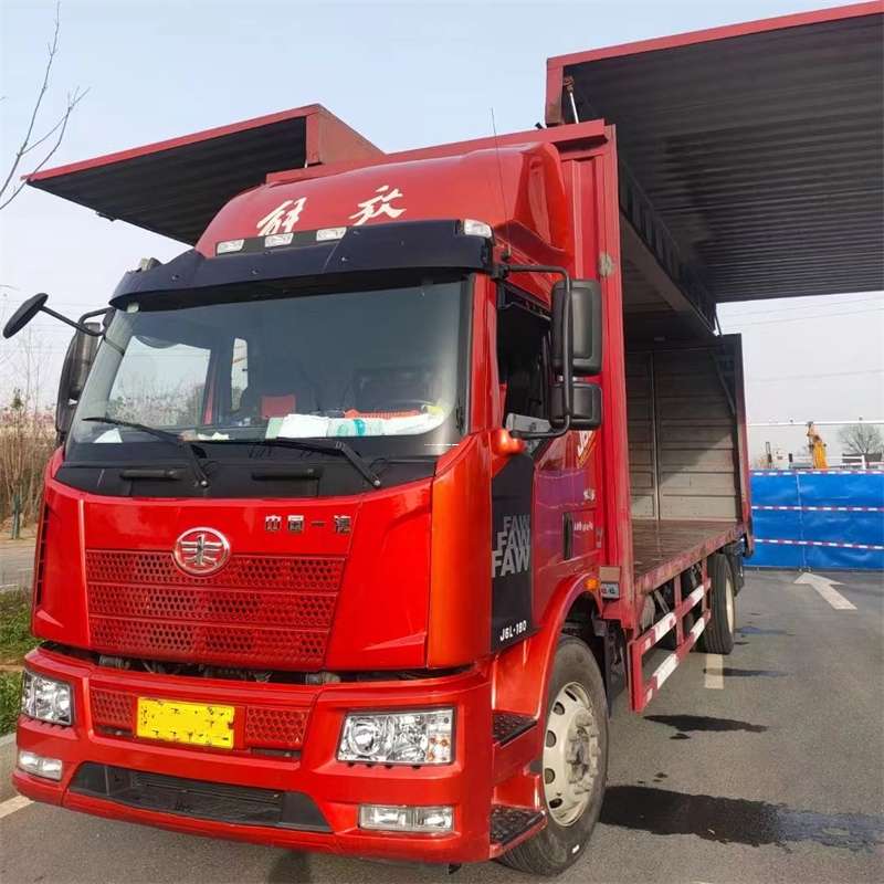 福建龙岩新罗到即墨物流公司，一站式服务，让货运更便捷（到即墨物流公司,一站式服务,让货运更便捷）